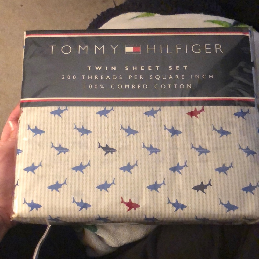 Tommy Hilfiger Twin Sheet Set Shark Print